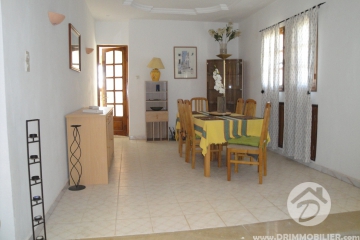 L 27 -                            Vente
                           Villa avec piscine Djerba